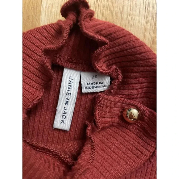 Janie and Jack Girls 2T Red Ribbed Ruffle Trim Turtleneck Sweater - Picture 3 of 6